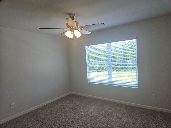 Building Photo - New 5 Bedroom 3 Bath House For Lease Dallas GA
