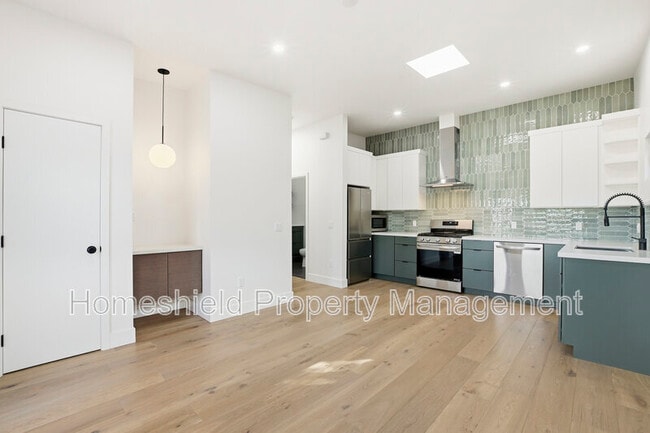 Building Photo - 3704 Wilcox St