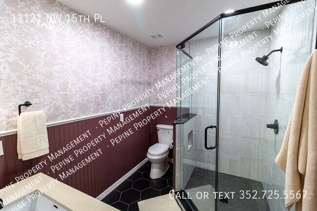 Building Photo - 11121 NW 15th Pl