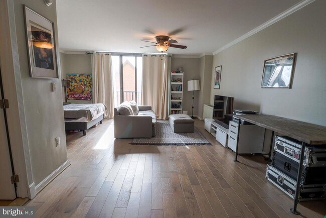 Building Photo - 4242 East-West Hwy