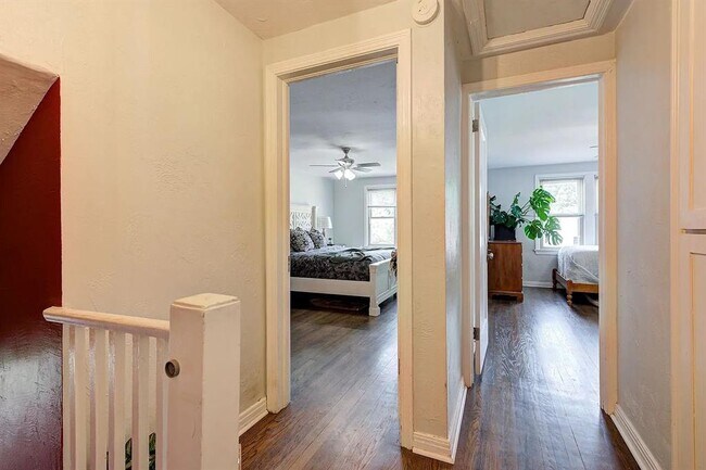 Building Photo - 3801 NW 25th St