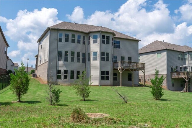 Building Photo - 7445 Oldbury Pl