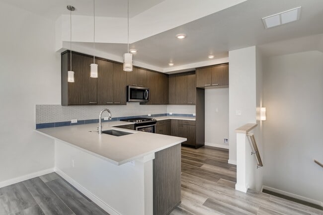 Building Photo - 741 Kubat Ln
