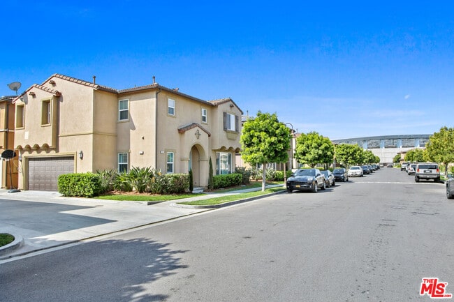 Building Photo - 3624 Medici Ln