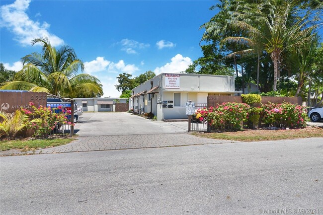 2331 Hayes St - 2331 Hayes St Hollywood FL 33020 | Apartment Finder