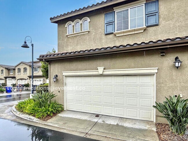 Building Photo - 10435 Whitcomb Way