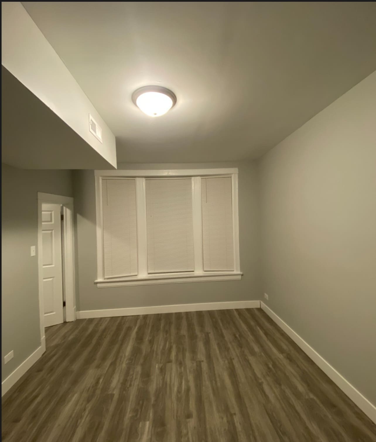 Building Photo - 3840 S Albany Ave