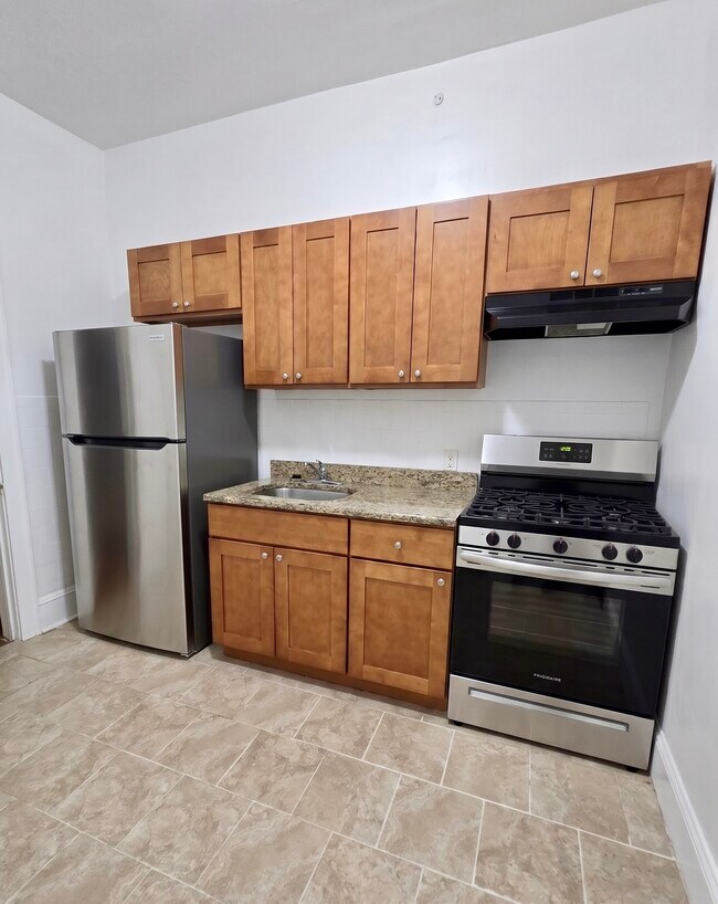 Building Photo - 1302 W Allegheny Ave