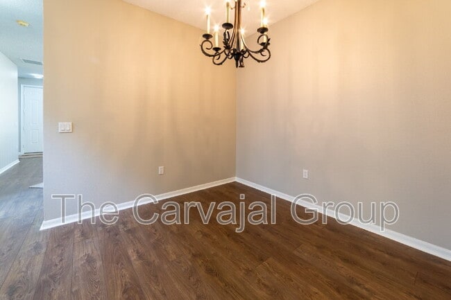 Building Photo - 13175 Center Square Dr