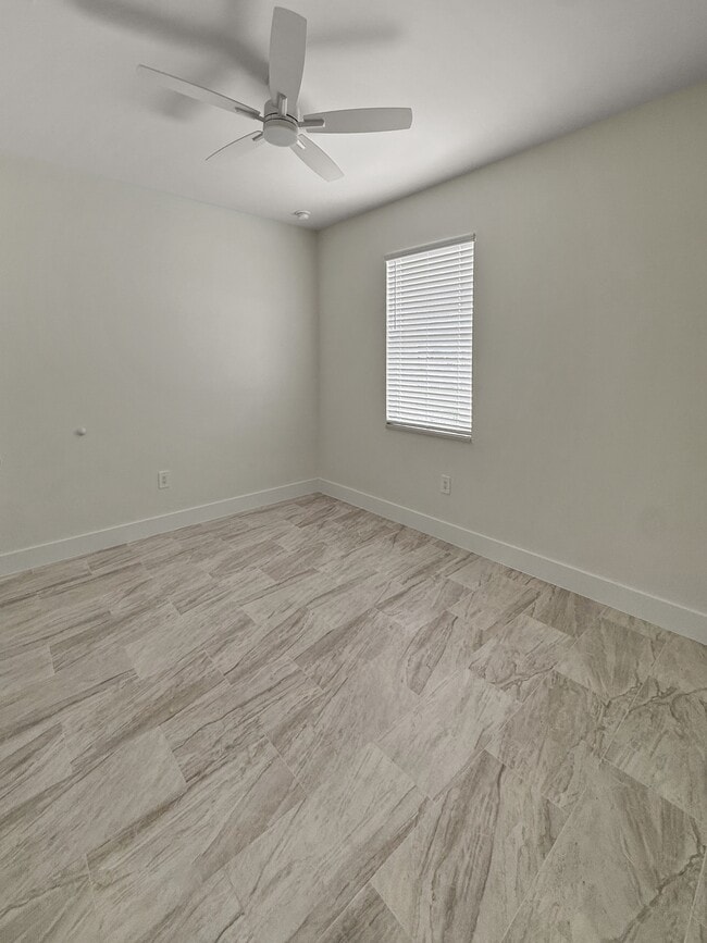 Building Photo - 3816 Ballard Rd