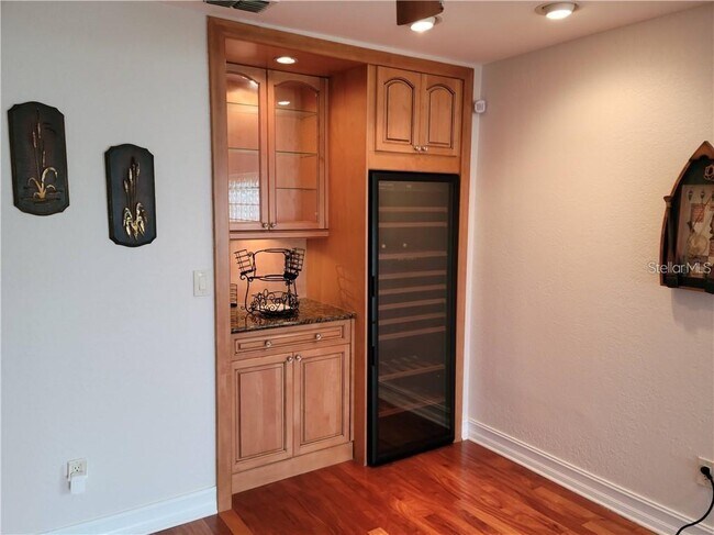 Building Photo - 11314 Harborside Dr