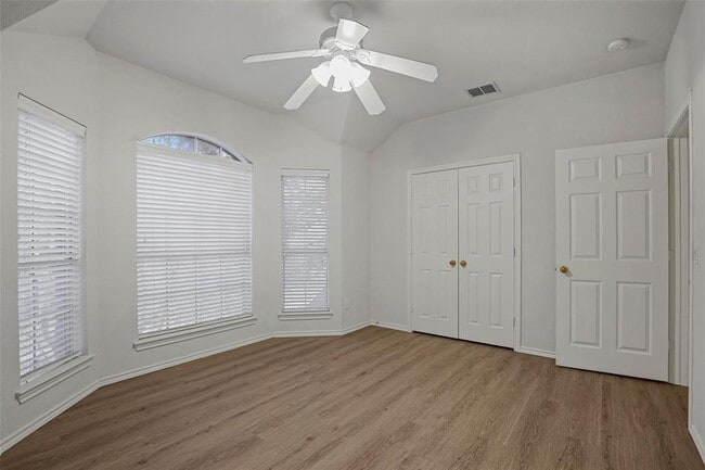 Building Photo - 7907 Rosebriar Ln