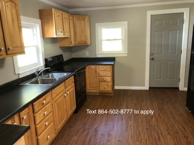 dream kitchen - 1910 Martin Ave