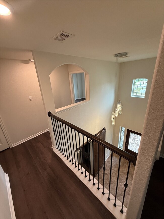 Building Photo - 20206 Lago Blf Lp