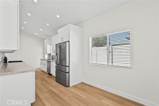 Building Photo - 1058 E Orange Grove Ave