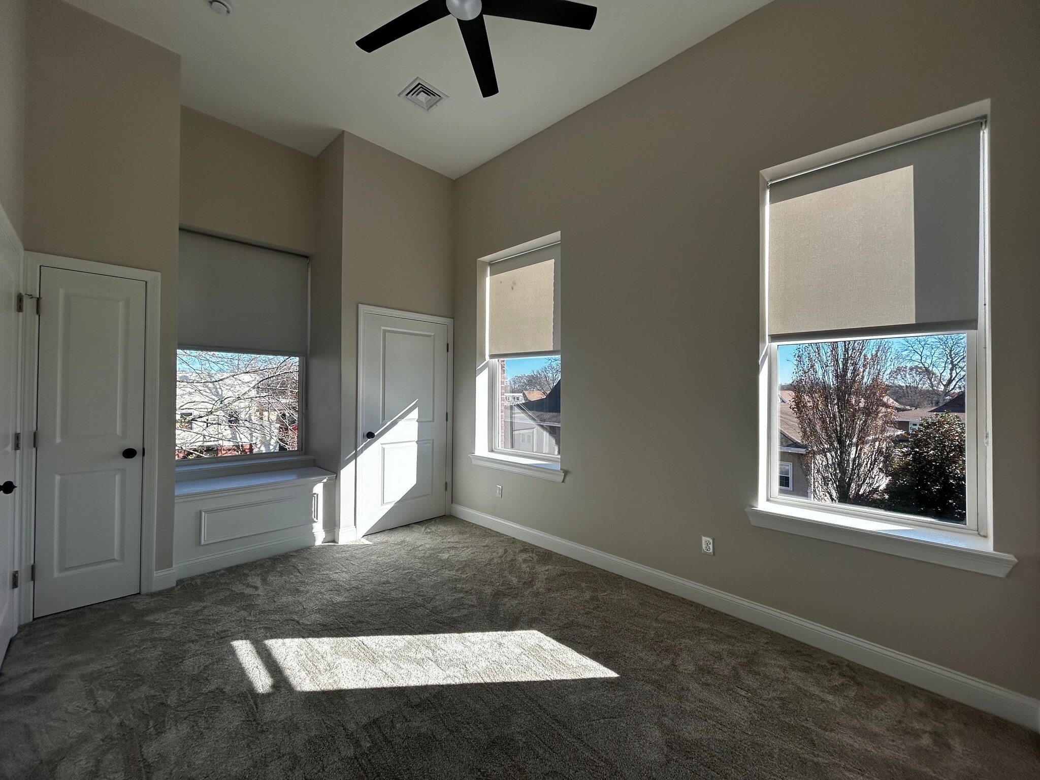 Building Photo - 246 Front St