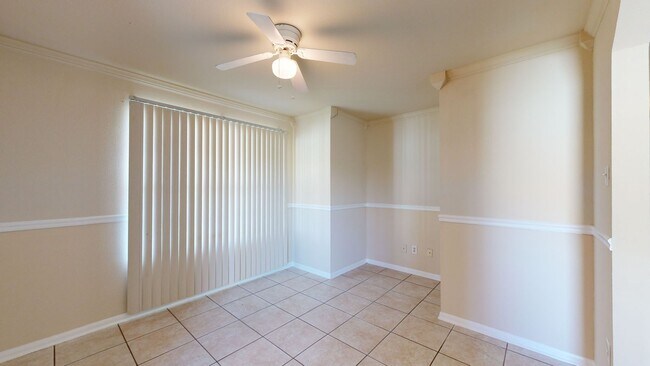 Building Photo - FREE DECEMBER RENT! PETS WELCOME!!!