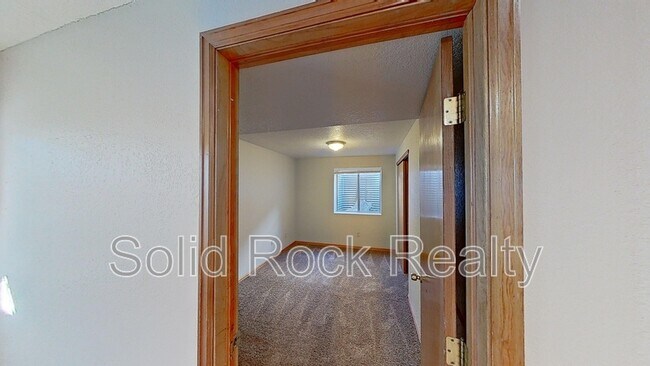 Building Photo - 6165 Katy Ct