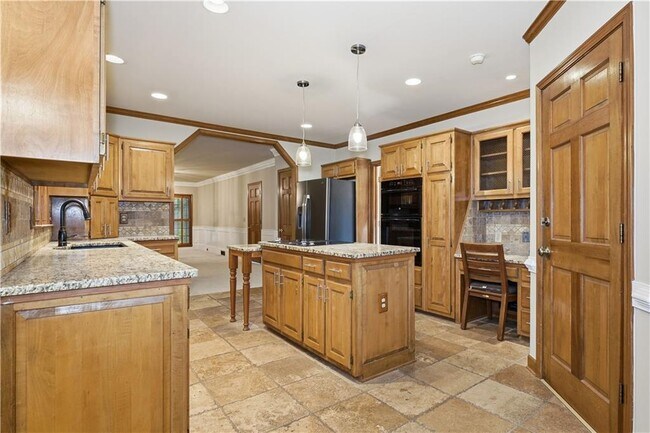 Building Photo - 3741 Bays Ferry Way