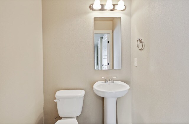 Building Photo - 12608 W Irving St