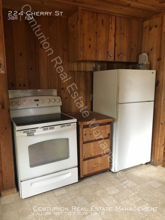 Building Photo - 224-236 Cherry St