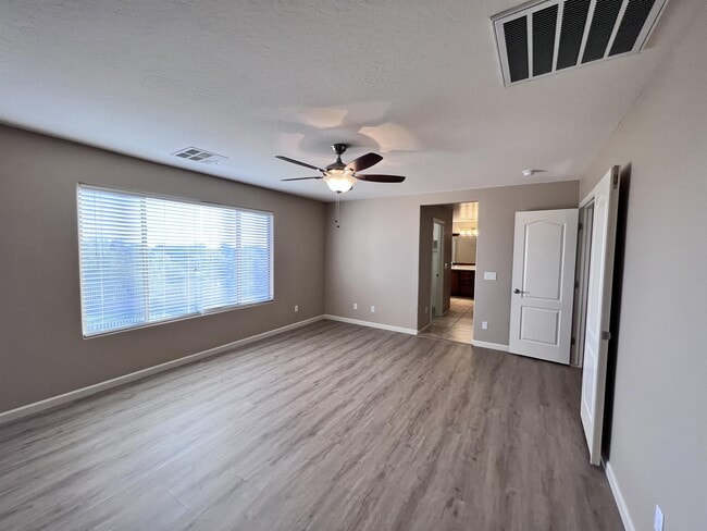 Building Photo - 4751 E Preserve Way