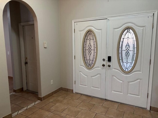 Building Photo - 13727 Abrahamson Rd