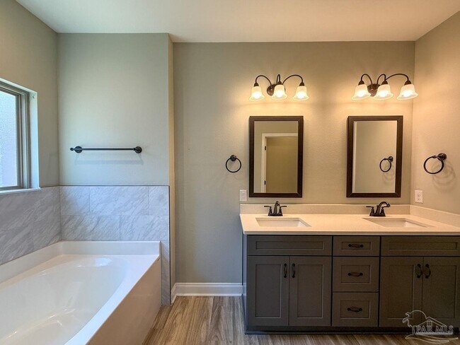 Building Photo - 3916 Fielding Ct