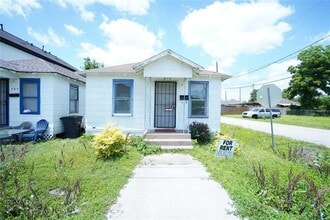 Building Photo - 509 Nimrod St