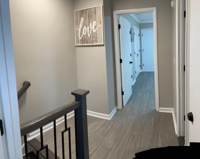 Building Photo - 400 William Hilton Pkwy