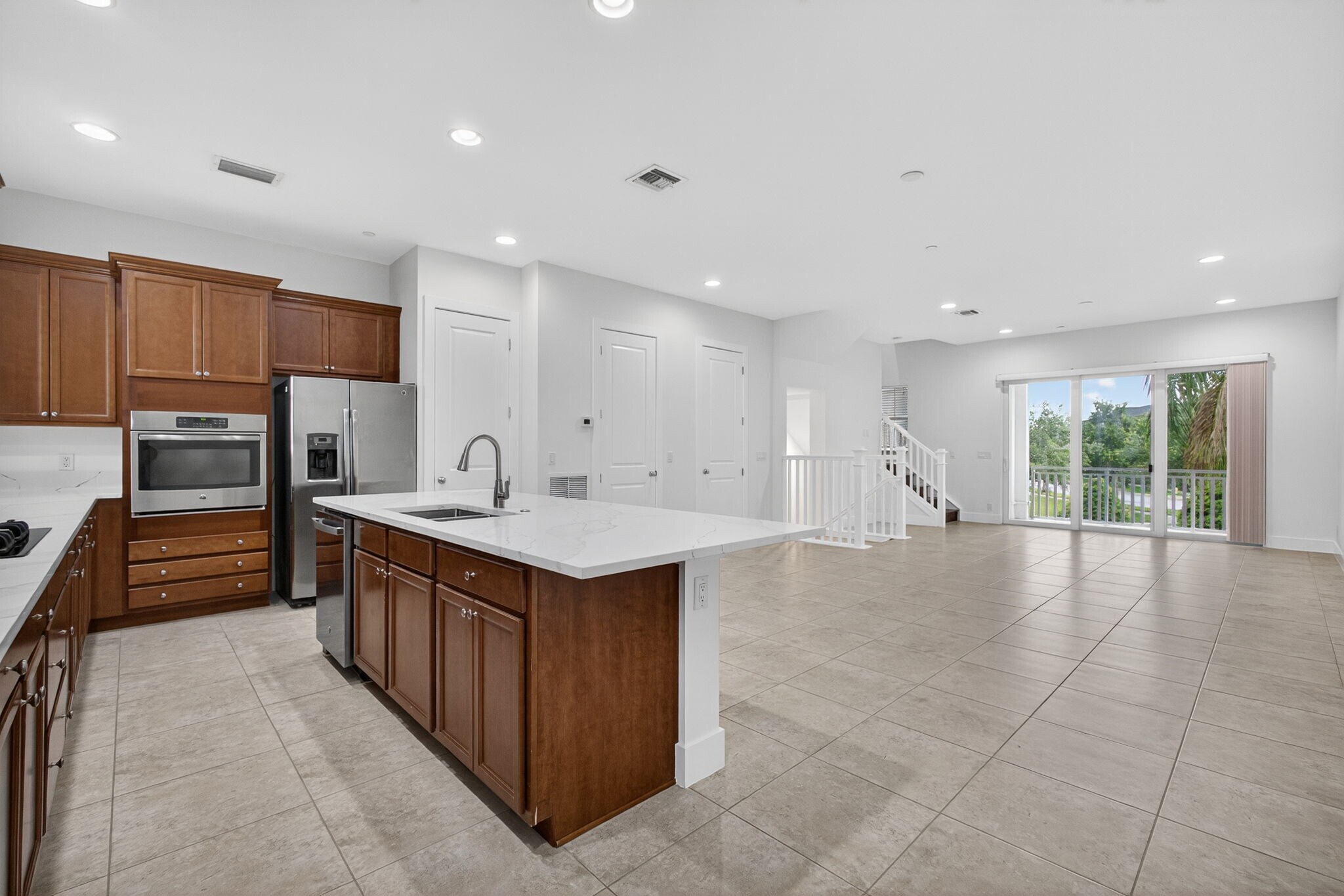 Building Photo - 7089 Edison Pl