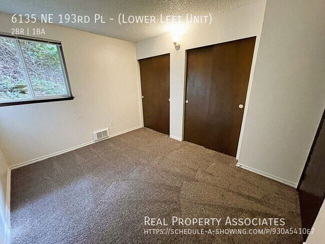 Building Photo - 6135 NE 193rd Pl