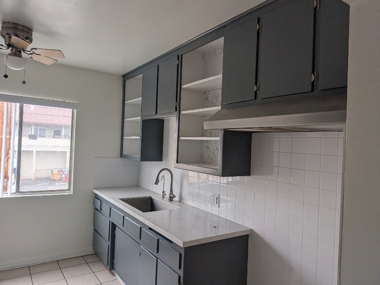 Building Photo - 6501 Stafford Ave