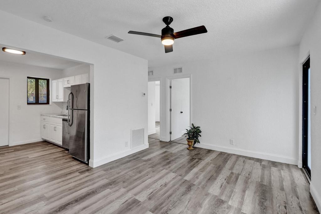 Building Photo - 1810 NW 9th St