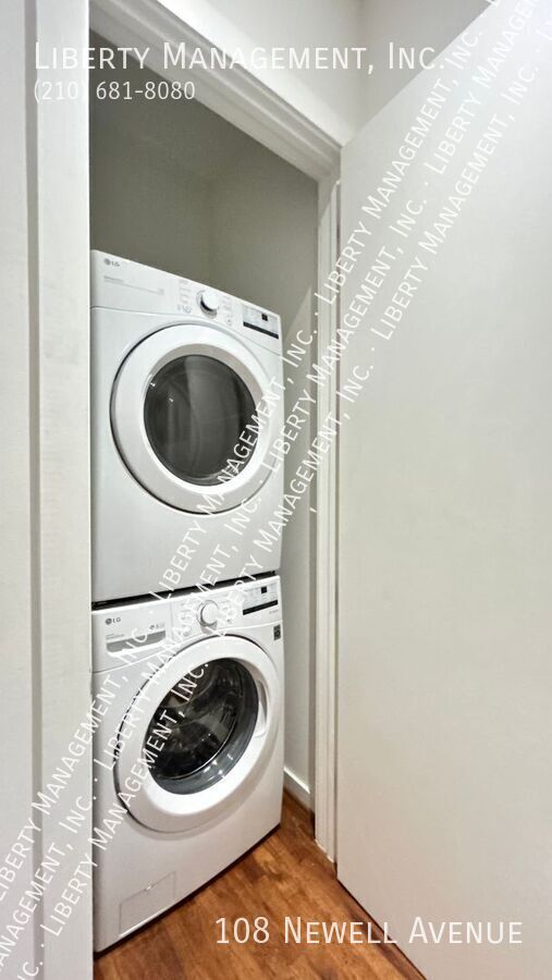 Building Photo - 108 Newell Ave