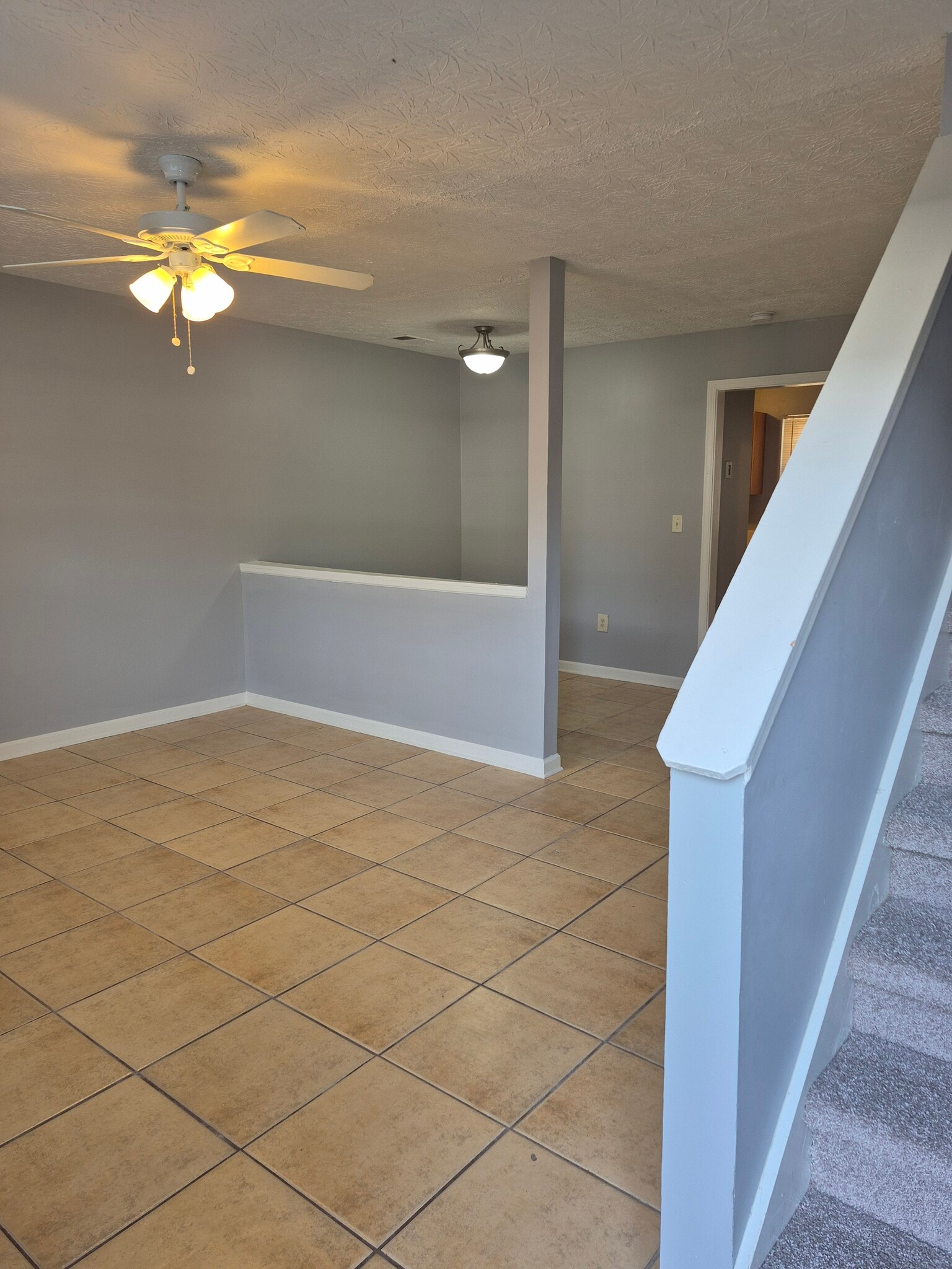 Building Photo - 79 Point Place Dr