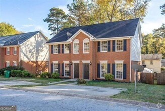 Building Photo - 5232 Ridge Forest Dr