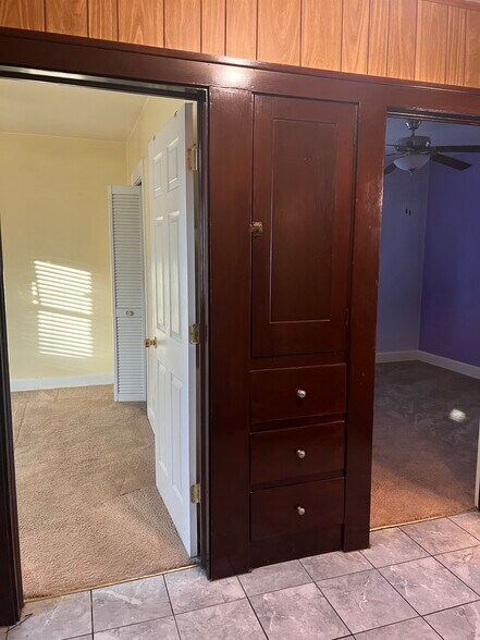 Building Photo - 11621 Havel Ave