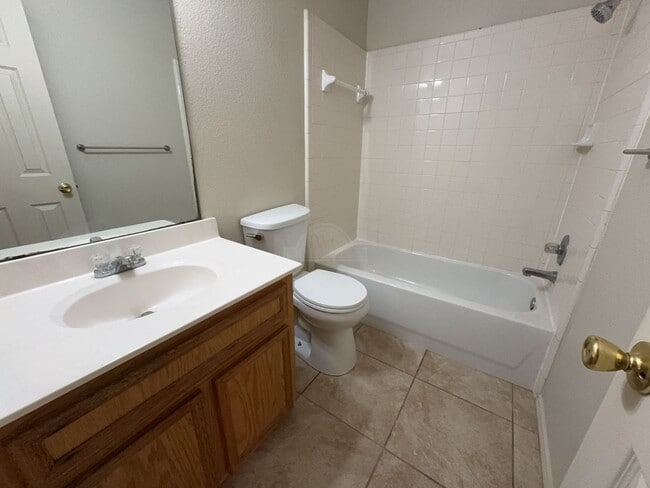 Building Photo - 4002 Eula Bea Ct