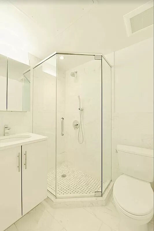 Building Photo - 99 Allen Street