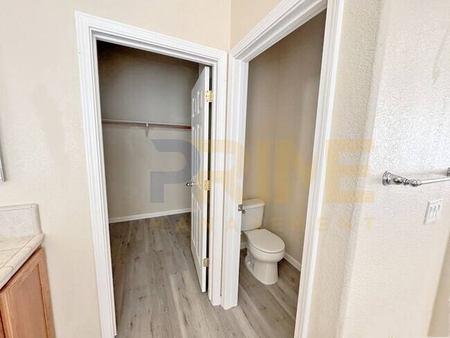 Building Photo - 3777 Caymus Dr