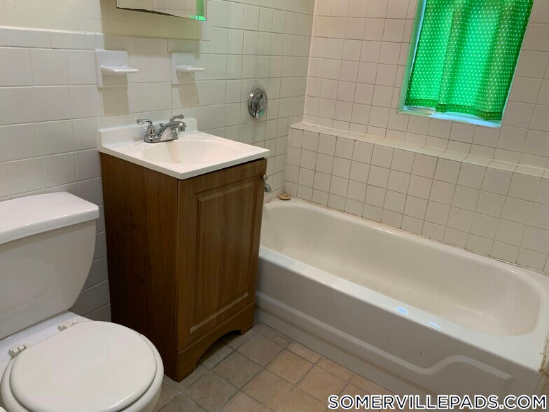 Building Photo - 155 Summer St