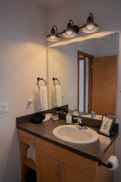 Building Photo - 24 Grand Ave