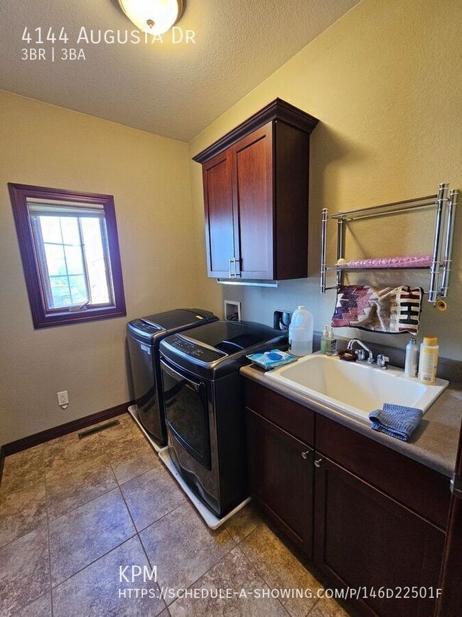 Building Photo - 4144 Augusta Dr
