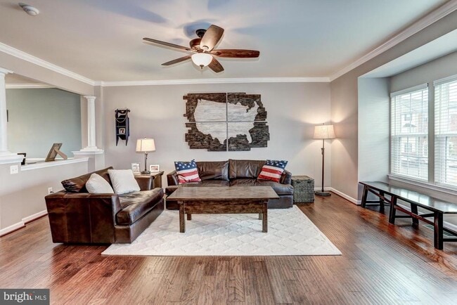 Primary Photo - 7067 Kona Dr