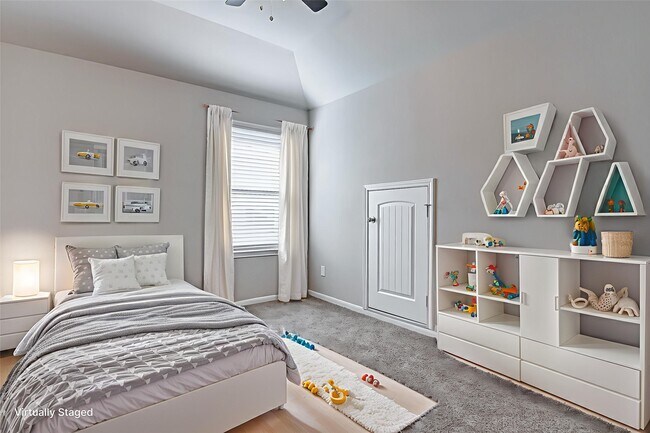 Building Photo - 5311 Sunway Dr