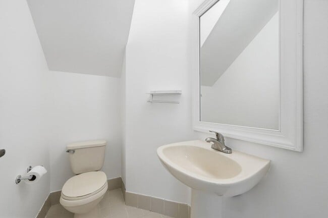 Building Photo - 3422 NW 110th Way