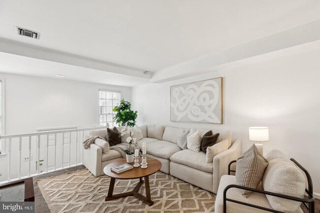 Building Photo - 218 Rector St