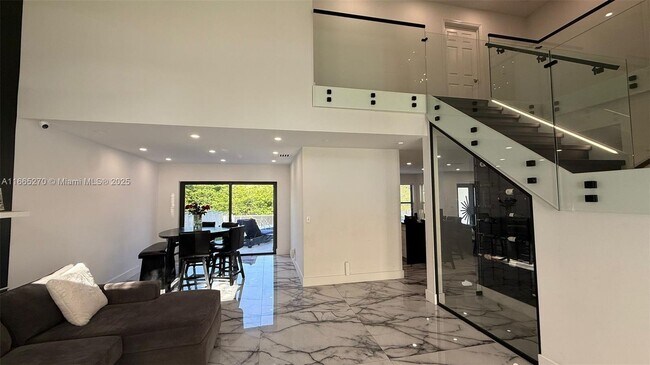 Building Photo - 1211 SW 178th Way