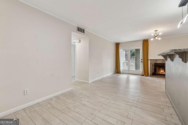 Building Photo - 434 McGill Pl NE
